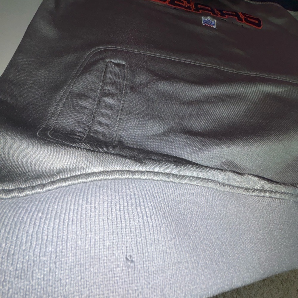 Chicago Bears Reebok Cold Weather Hoodie Silver & Navy – Size XL – NFL - Picture 11 of 14